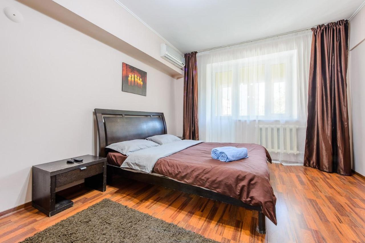 Apartments On Tole By 12 App 51 Almaty Exterior photo